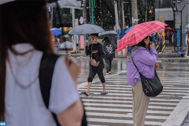 'Habagat' likely to trigger rain showers in Luzon â�� PAGASA