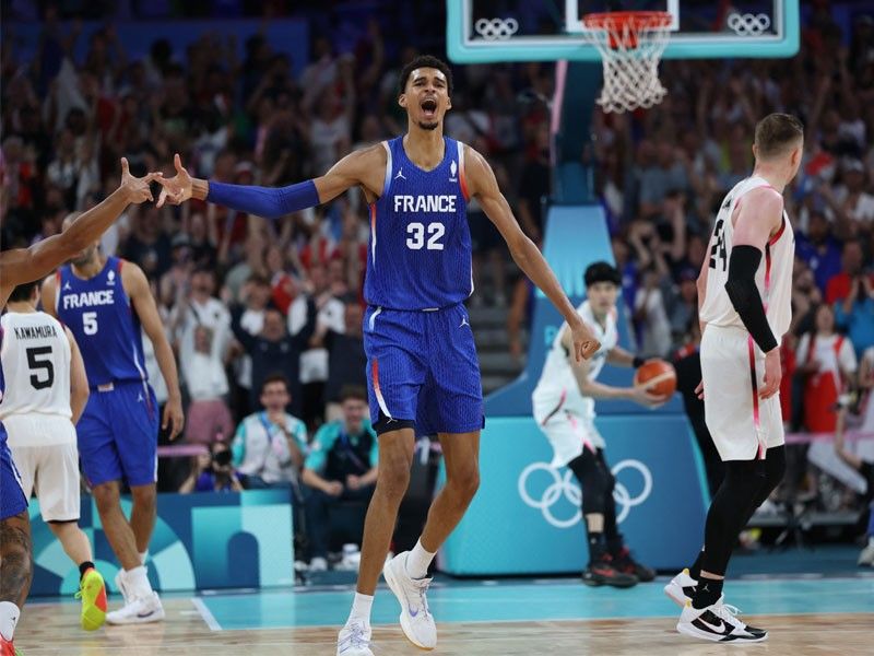 Olympic basketball: France edges Japan in OT after four-point play