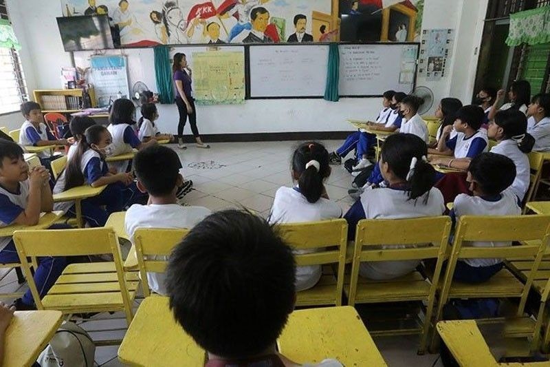 Review Manila health permit policy â�� teachers