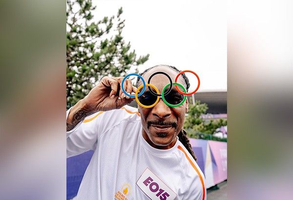 Snoop Dogg delights Paris Olympics beach volleyball crowd