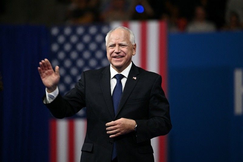 Democratic VP pick Tim Walz accepts nomination at party convention