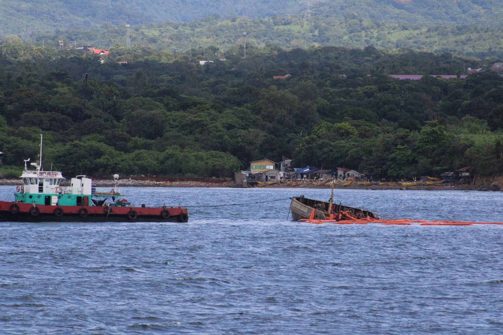 Senate summons 2 oil ship owners involved in Bataan oil spill