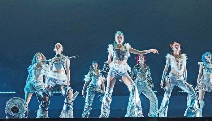 XG brings dance party to Manila