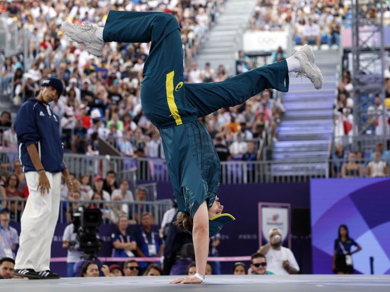 Aussie Olympians defend scorned breakdancer 'Raygun'