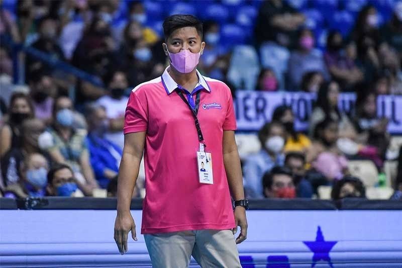 Meneses bagong head coach ng NU