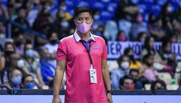 Meneses bagong head coach ng NU