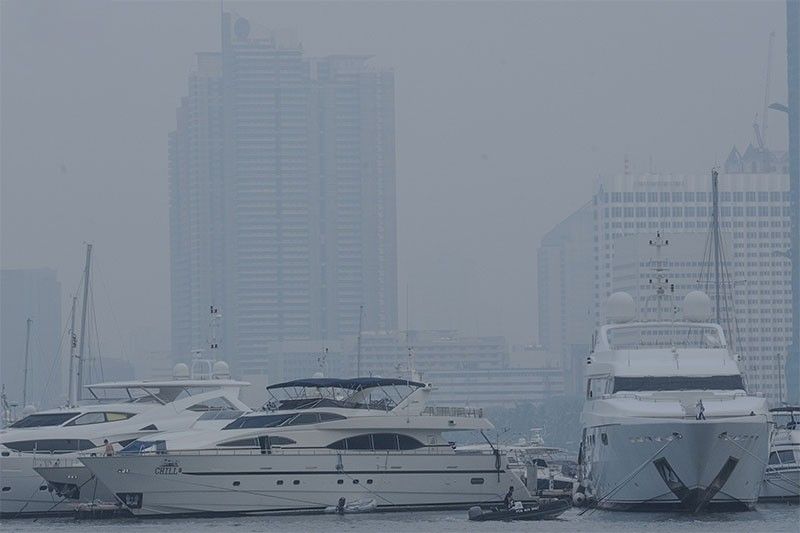 Smog mula Taal umabot na sa Metro Manila