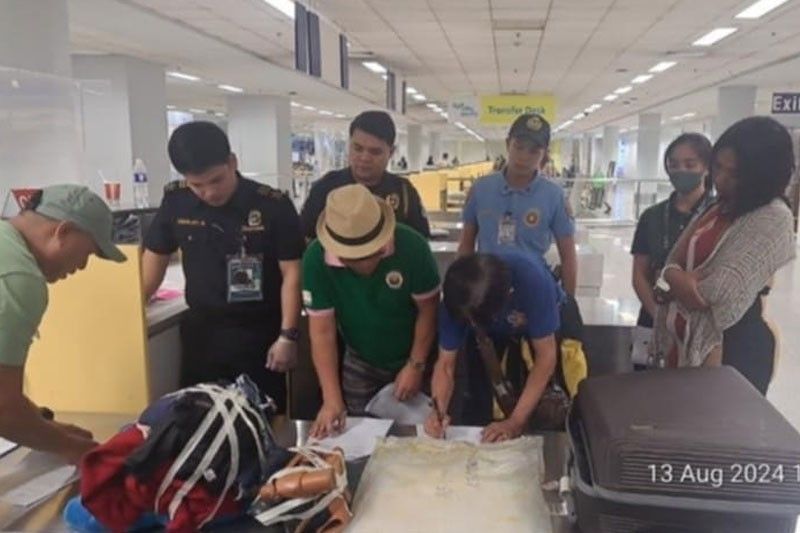 Pasahero huli sa droga sa NAIA