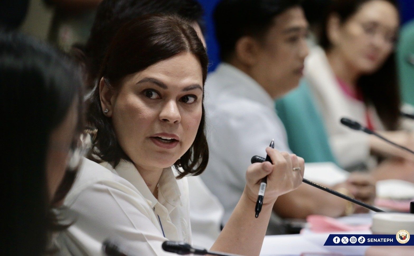 Duterte, Hontiveros trade barbs over childrenâ��s book