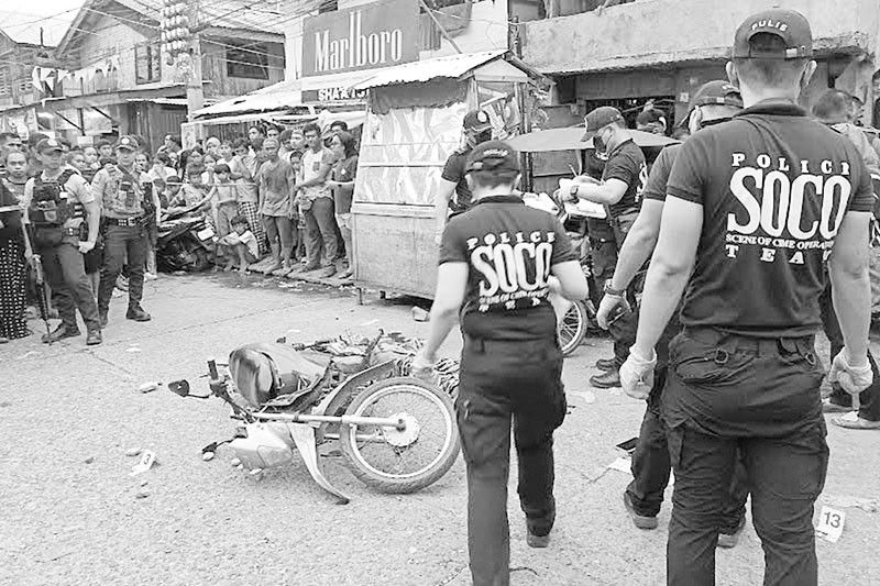 Ambush: 2 utas, nene nasapol ng ligaw na bala