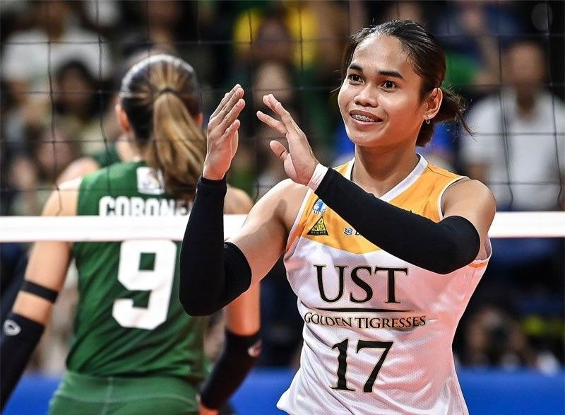 Poyos delivers as UST gets past St. Benilde