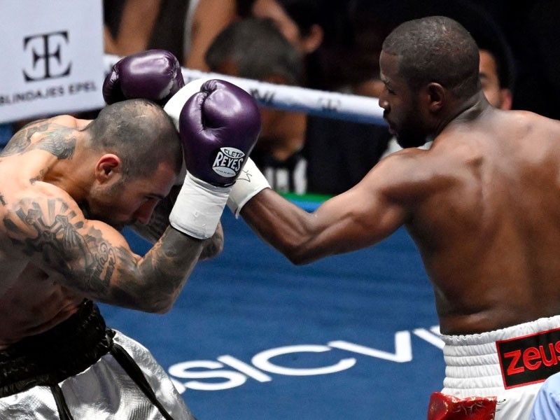 Mayweather dominates Gotti in Mexico City exhibition fight