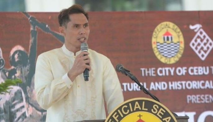 Youth urged: Be inspired by heroes