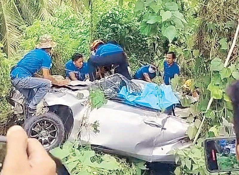 6 dead as car plunges into cliff in Sarangani