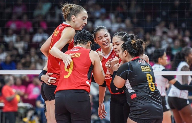 PLDT High Speed Hitters exhibit â��puso,â�� hope to finish PVL Reinforced Conference on a victorious note