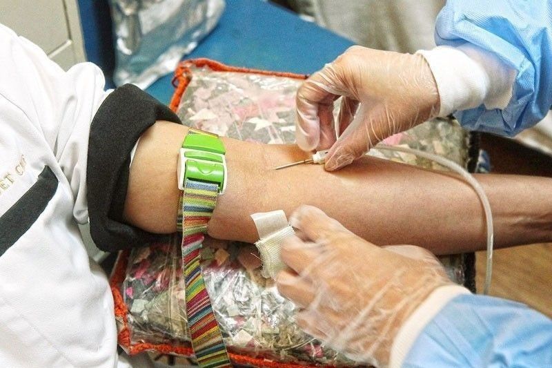 Donate blood, state workers urged