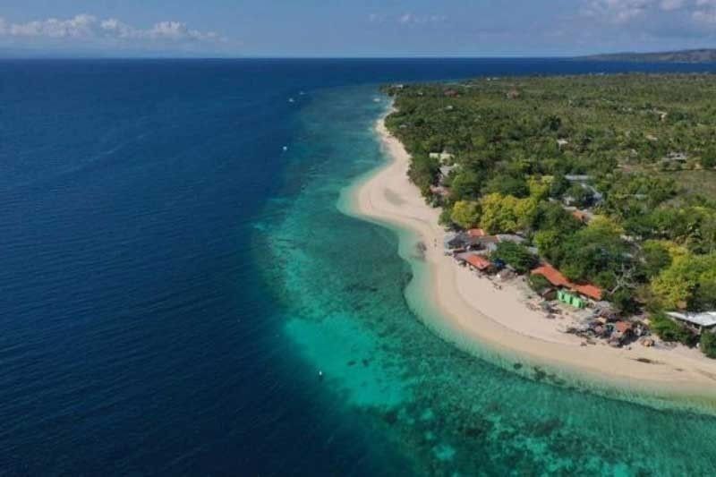 Moalboal beach one of best beaches in Southeast Asia