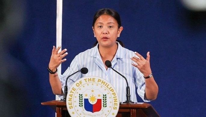 Rival in-laws in Makati: Nancy Binay leads mayoral polls over Campos