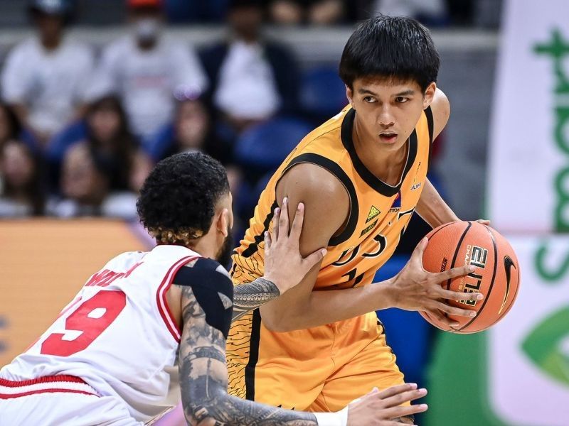 Tigers devour Red Warriors for roaring Season 87 start