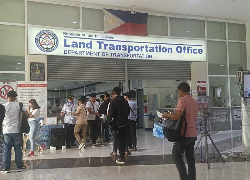 Mga tanggapan ng LTO sa Metro Manila, bukas na tuwing araw ng sabado