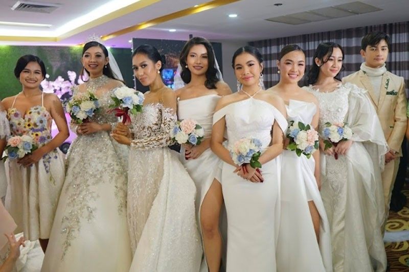 Hotel wedding fair features pre-nup photo opportunities, bridal fashion show