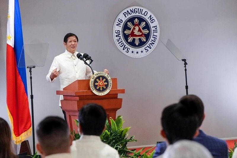 Satisfaction with Marcos government improves â�� SWS