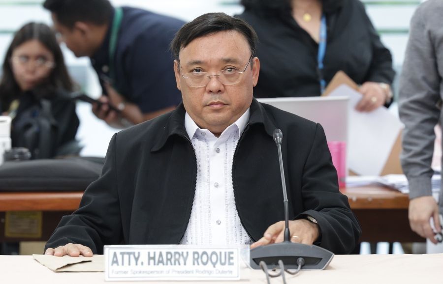 As police fails to locate him, Harry Roque says he'll yield only to court