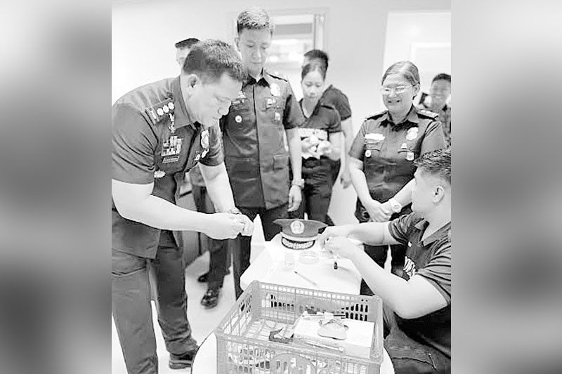 Surprise drug test sa mga pulis sa Nueva Ecija, isinagawa