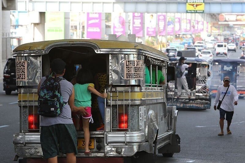 LTO cracks down on overloaded PUVs