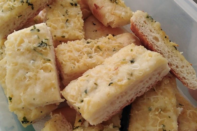 Recipe: Cheesy Garlic Bread Sticks