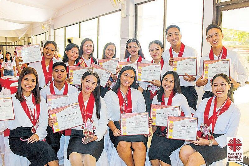 Caritas Manila celebrates  graduation of 1,178 scholars