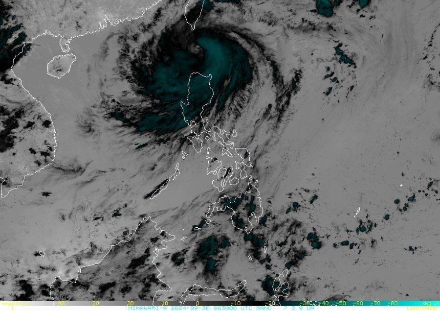 'Julian' leaves Batanes, approaches PAR's northwestern limit