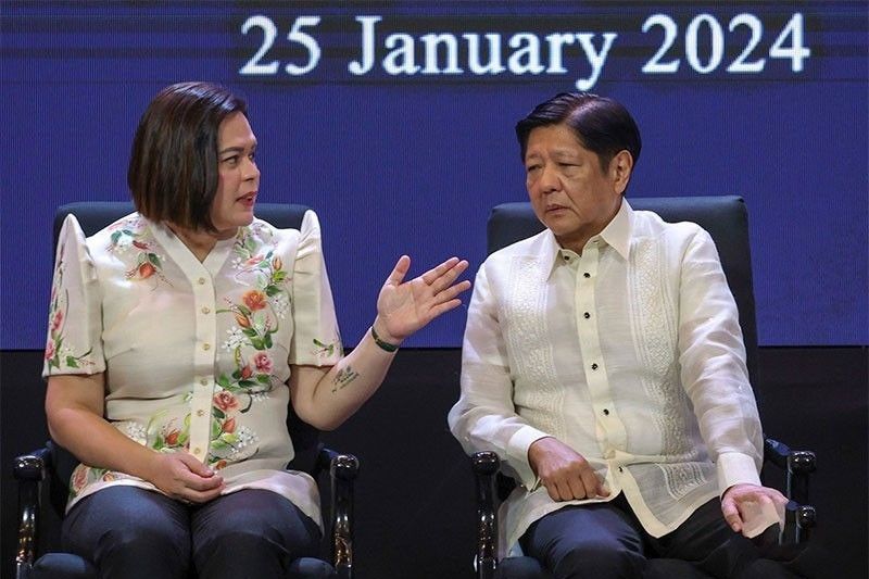 Pangulong Marcos, VP Sara bumaba trust, approval ratings