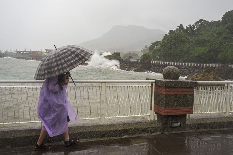 Taiwan shuts down for second day as Typhoon to land