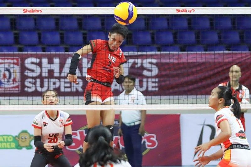 Lady Warriors pinadapa ang Lady Cardinals sa SSL