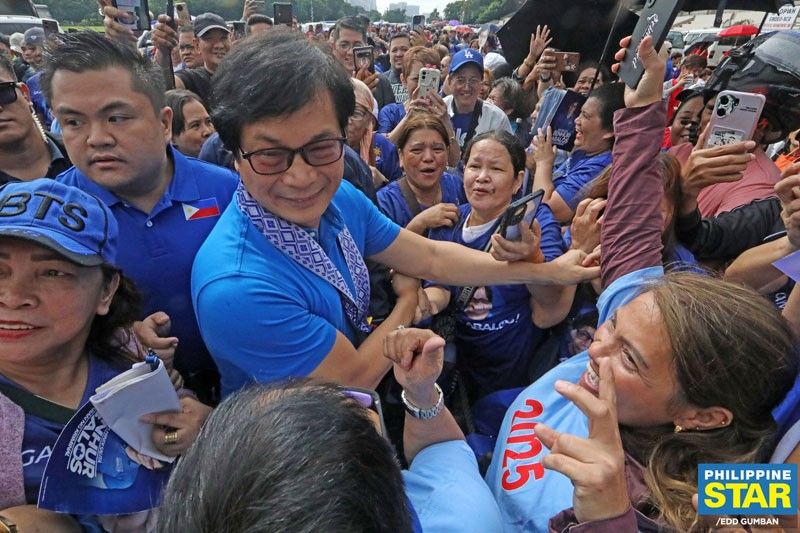 Abalos, Pacquiao, Honasan, Querubin tatakbong senador