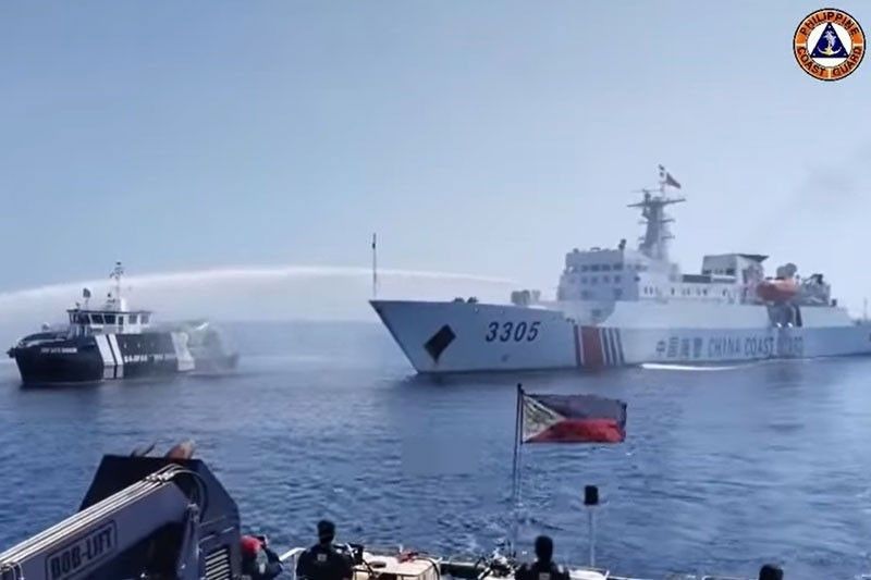 China water cannons fail to stop BFAR Panatag trip