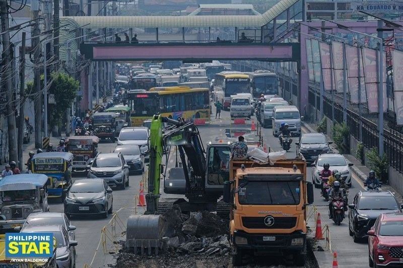 MMDA bares weekend repairs on EDSA, other major roads