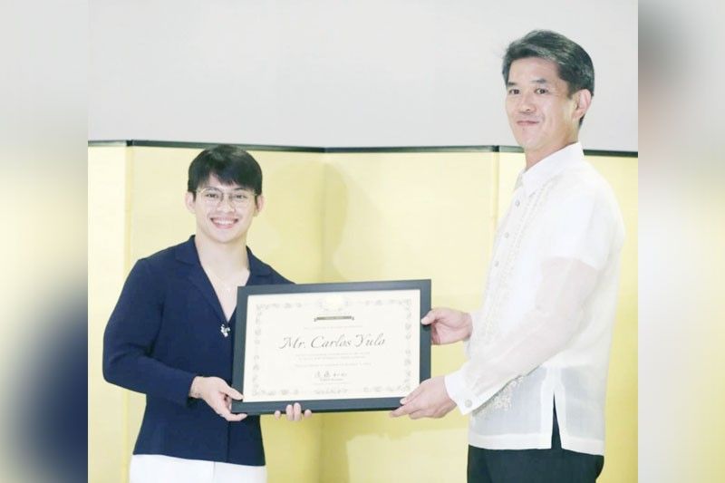 Carlos Yulo gets celebrity treatment at Japan Embassy