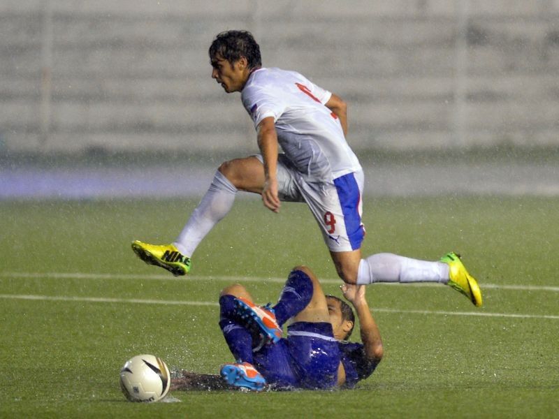 Azkals wallop Hong Kong, set up Asia 7s finals vs Japan