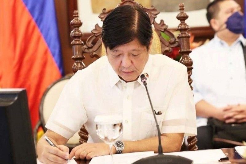 Marcos renews call to pass mining bill