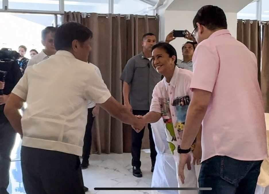 Marcos Jr. meets Leni at Sorsogon event