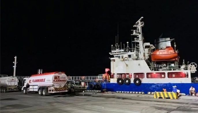 Tanker at Lorries na may smuggled fuel, nakumpiska sa BOC sa Batangas port