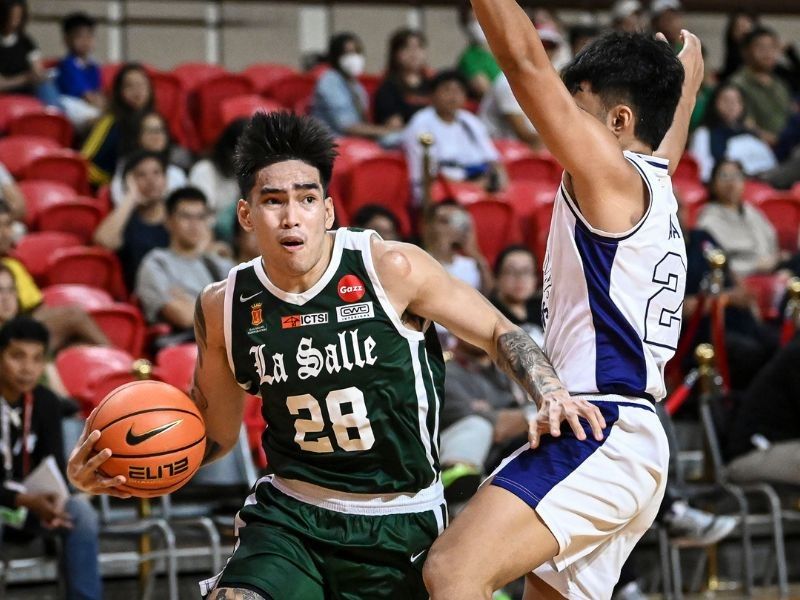 Archers pummel Falcons to book UAAP semis berth