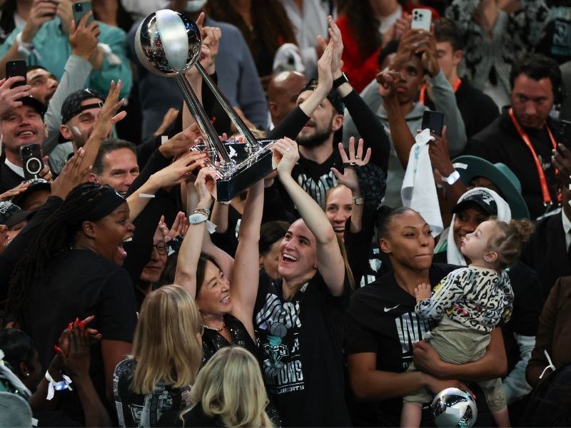 Liberty rally to top Lynx in OT for WNBA title