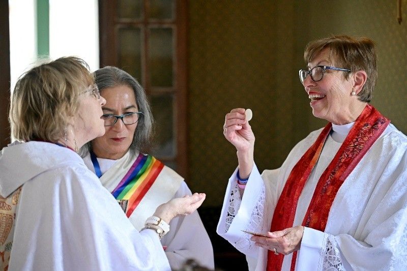 Women priests secretly ordained in the shadow of the Vatican