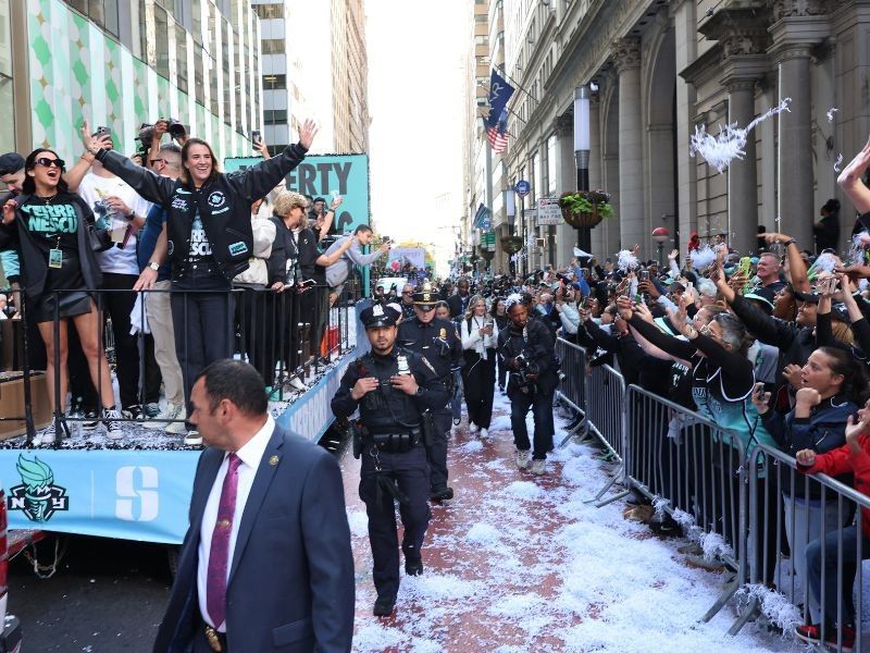 'Heroes': WNBA champions Liberty feted with New York parade