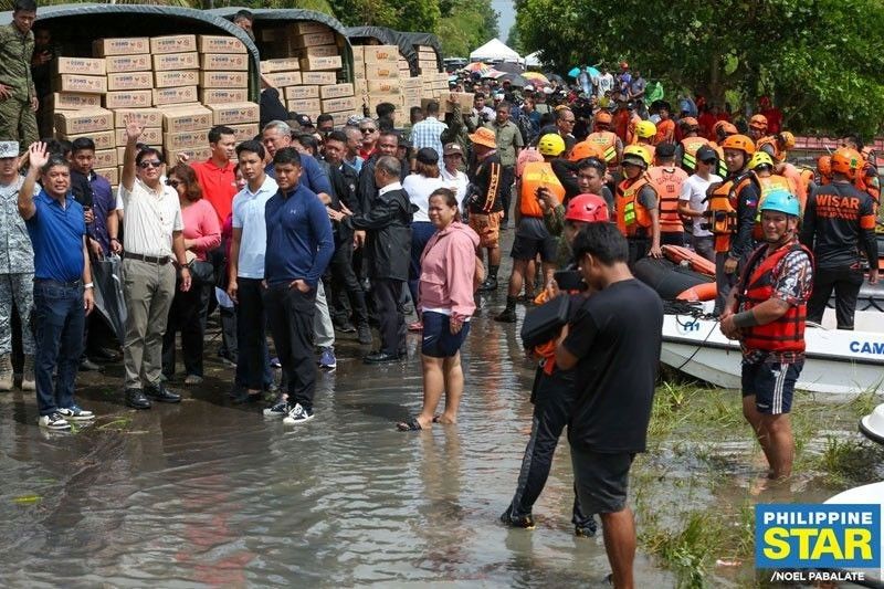 Singapore, Malaysia, other nations assist in Kristine relief operations