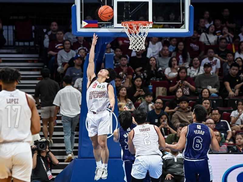 Maroons stymie Falcons to enter UAAP Final 4