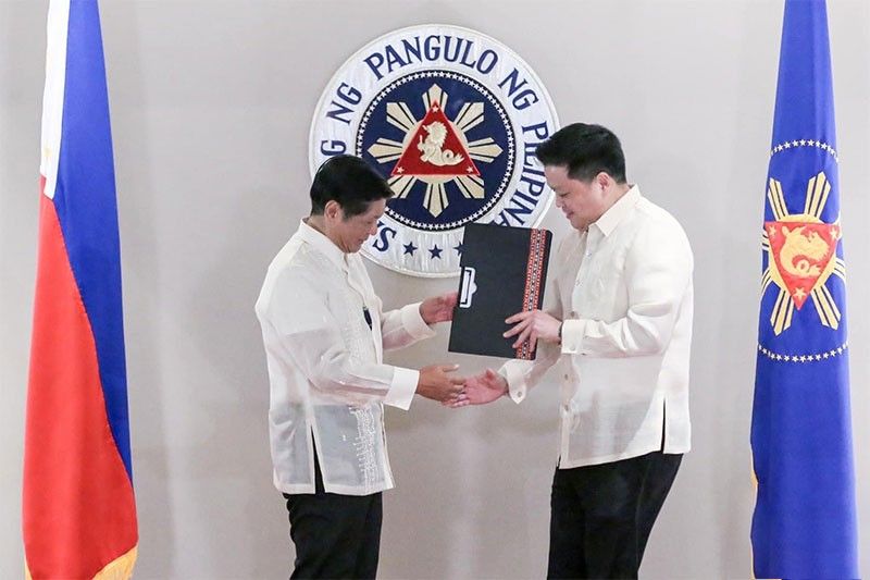 Marcos signs joint circular vs hunger